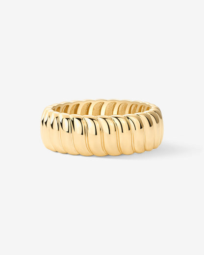 Elisa Ring