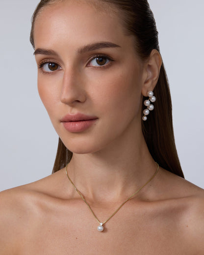 Bridal Pearl Pendant Necklace