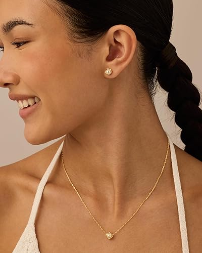 Freshwater Pearl Necklace and Stud Set